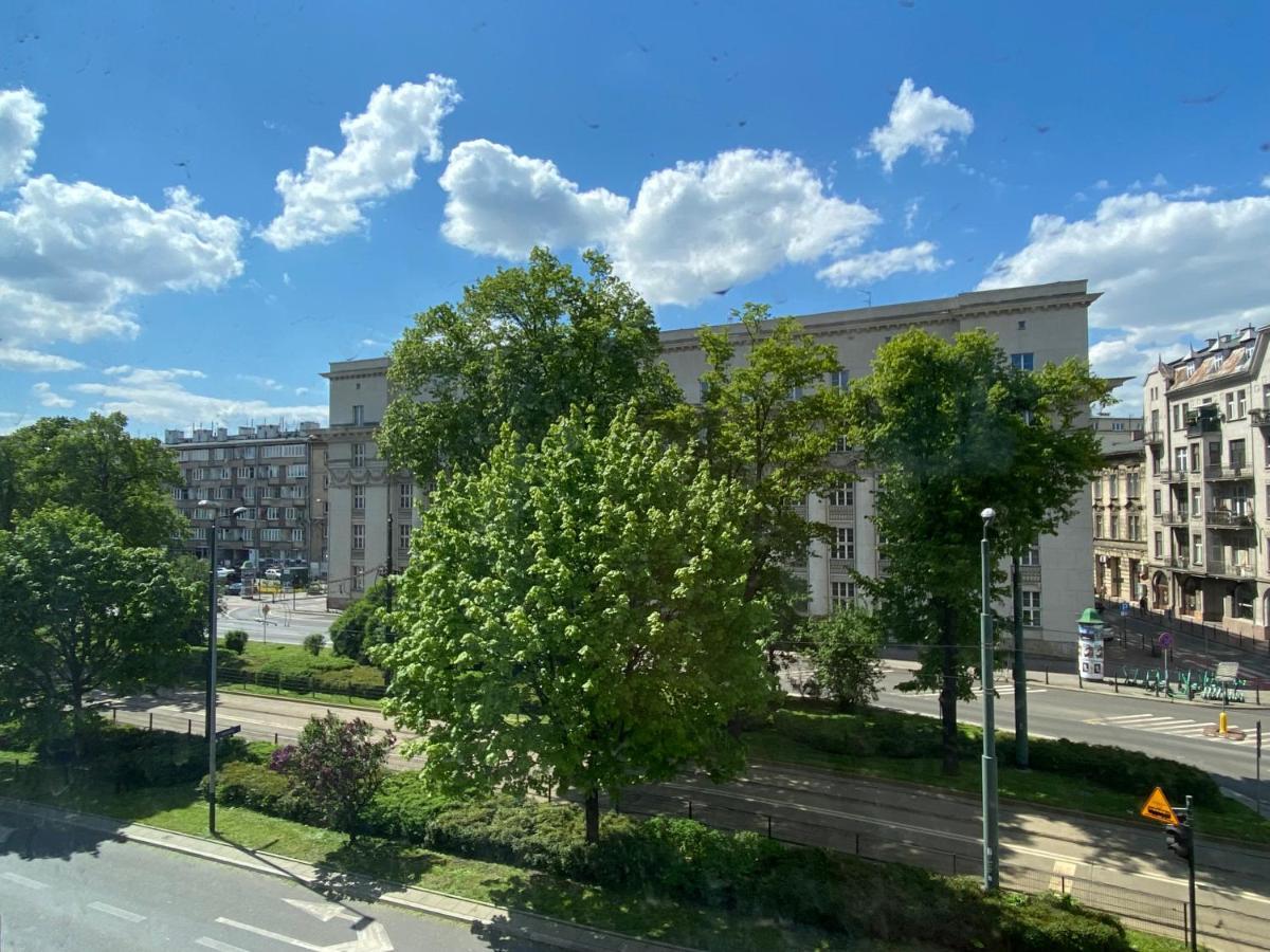 Apartament Czarny Z Jacuzzi Krakow Bagian luar foto